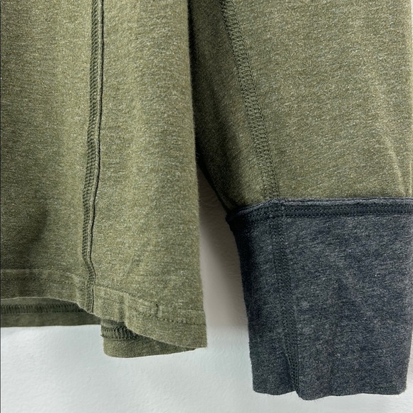 Lululemon Long Sleeve Olive Green Henley Shirt Men's Large Sports Athlete Hike - Picture 2 of 8